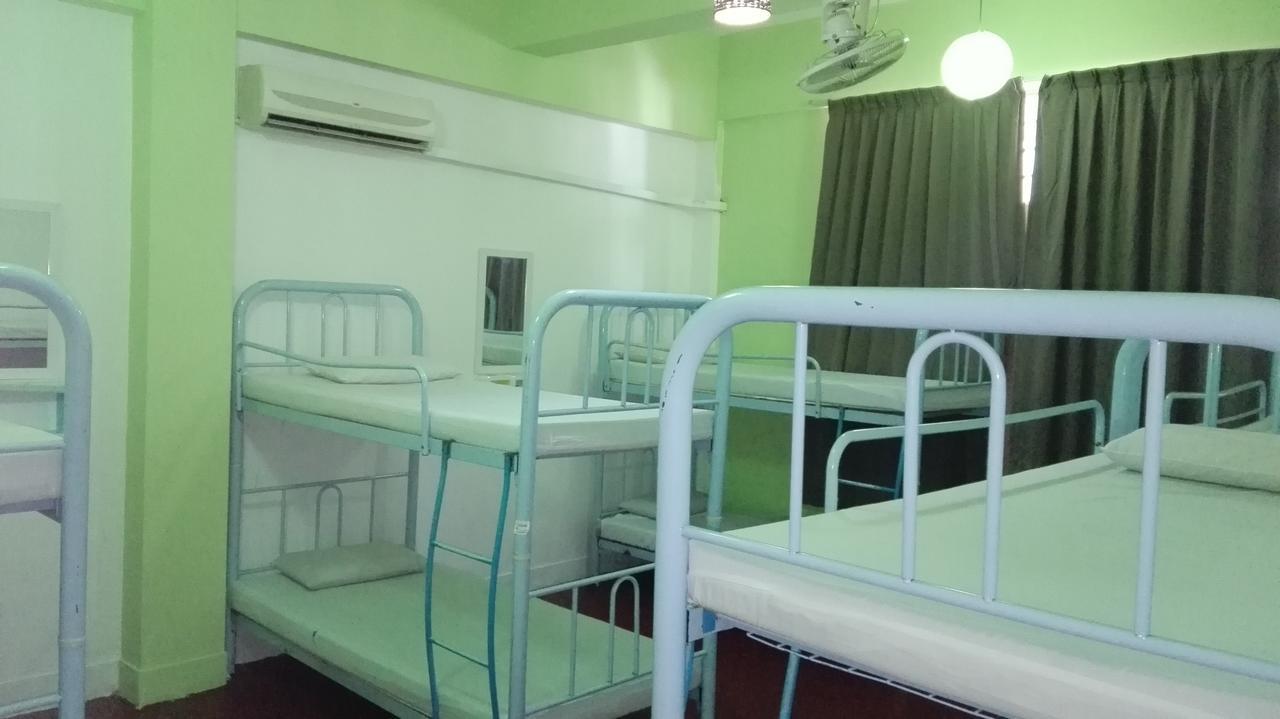 The Jesselton Cabin Sdn Bhd Kota Kinabalu Exterior foto